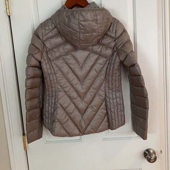 Saks Fifth Ave. Lightweight Puffer Jacket - Picture 2 of 3